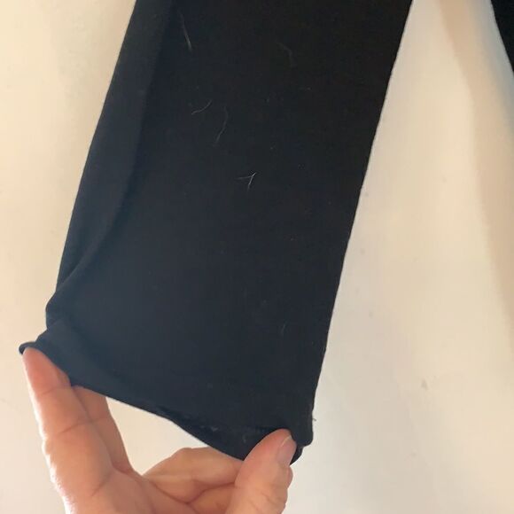 Banana Republic long sleeve black tee. Keyhole tie. Size L. Length 24” - Picture 3 of 5